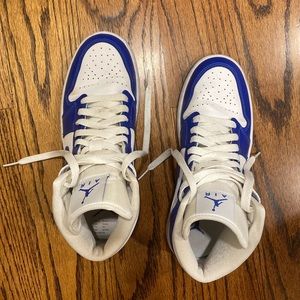 jordan 1 mid kentucky blue high tops in size 8!!